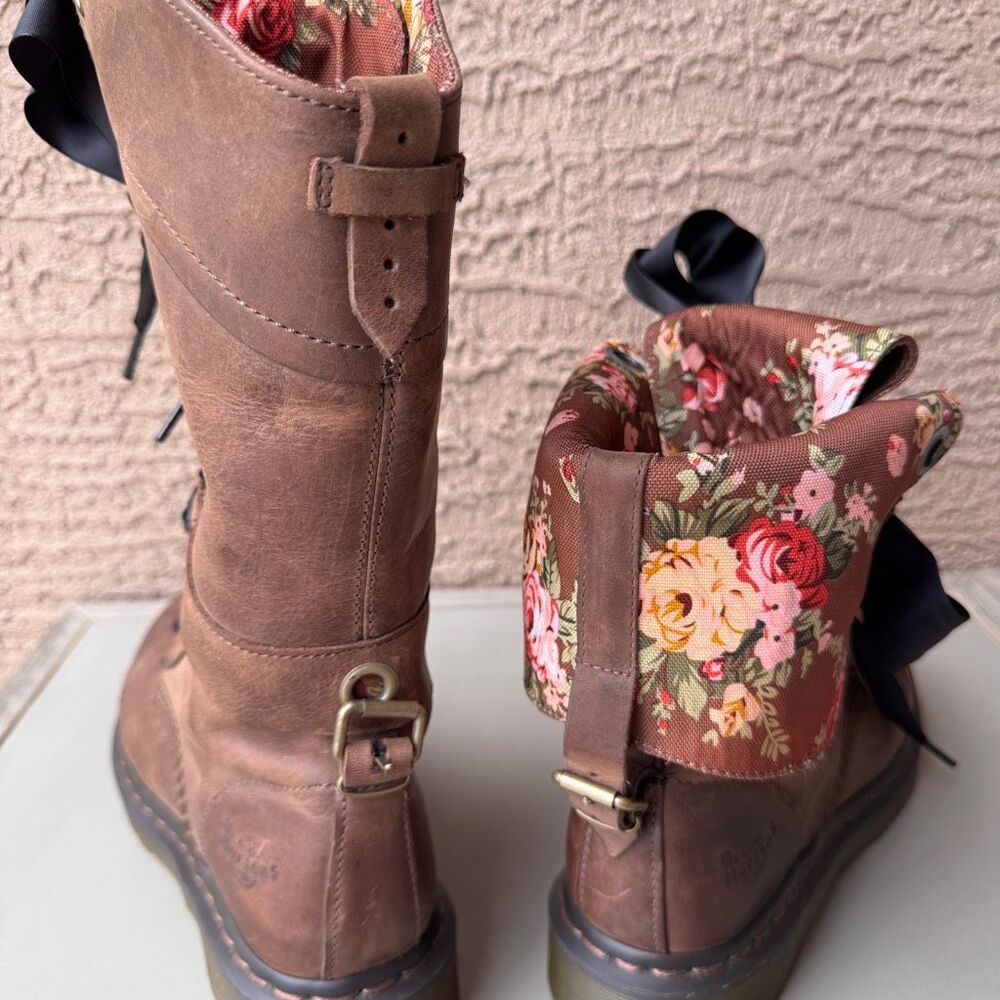 Dr. Martens Triumph Boots Womens Sz 8 Brown Pink Floral Foldover Tall Combat - Picture 12 of 15